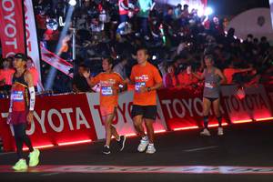 BIB: 
                            <button type="button" onclick="openModal(23339967)" class="btn btn-primary btn-sm float-right btn-popup" data-toggle="modal" data-target=".modal-high-quality">
                        <i class="fas fa-shopping-cart"></i> Add to Cart
                    </button>
                                            <button type="button" onclick="isThisMe(23339967, true)" class="btn btn-success btn-sm float-right btn-popup btn-isme hidden" data-toggle="tooltip" data-placement="bottom" title="นี่คือรูปของคุณใช่ไหม คลิกที่นี่เพื่อเอาเข้าอัลบั้ม">
                        <i class="fas fa-plus"></i> Add to album
                    </button>
                    <button type="button" onclick="isThisMe(23339967, false)" class="btn btn-warning btn-sm float-right btn-popup btn-isnotme hidden">
                        <i class="fas fa-ban"></i> Remove from album
                    </button>